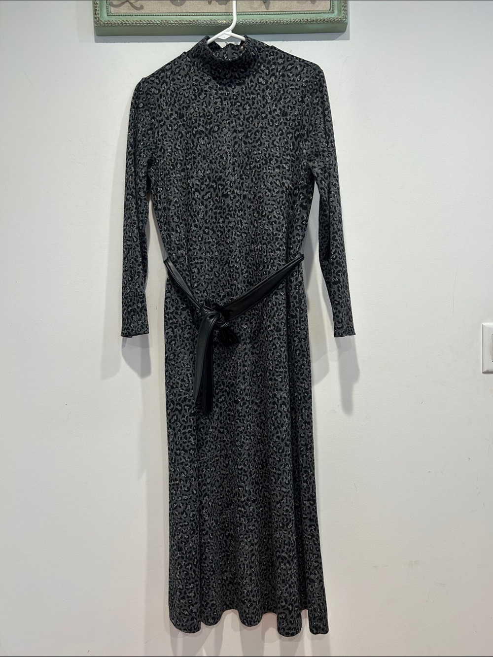 Anne Klein Black Gray silver Leopard Print Maxi Dress faux leather Belt medium